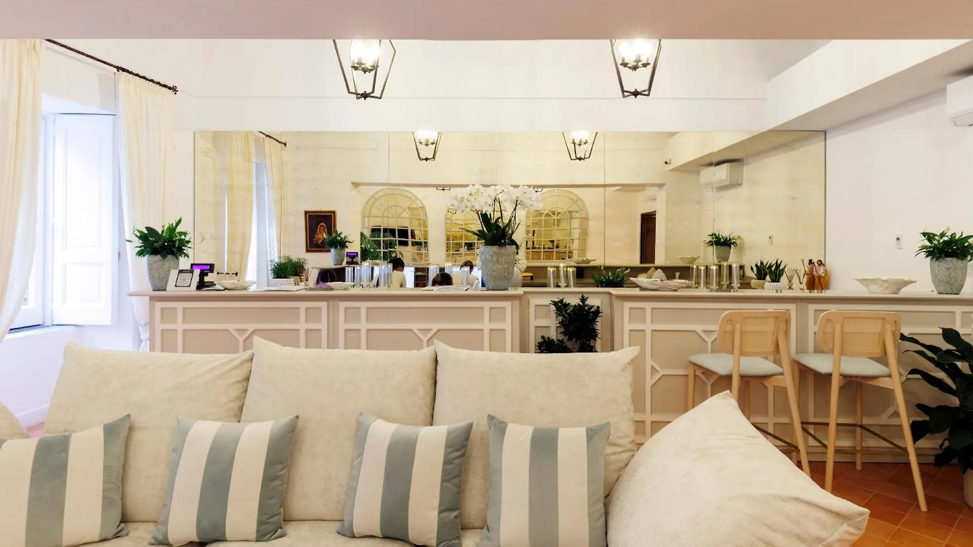 D'Amalfi Hospitality Hotel